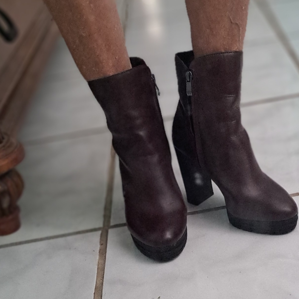 Donna Karan ankle boots